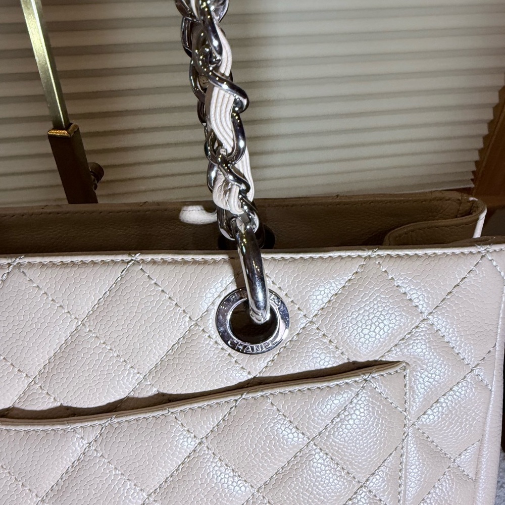 Chanel Shopping Tote - Picture 5 of 16